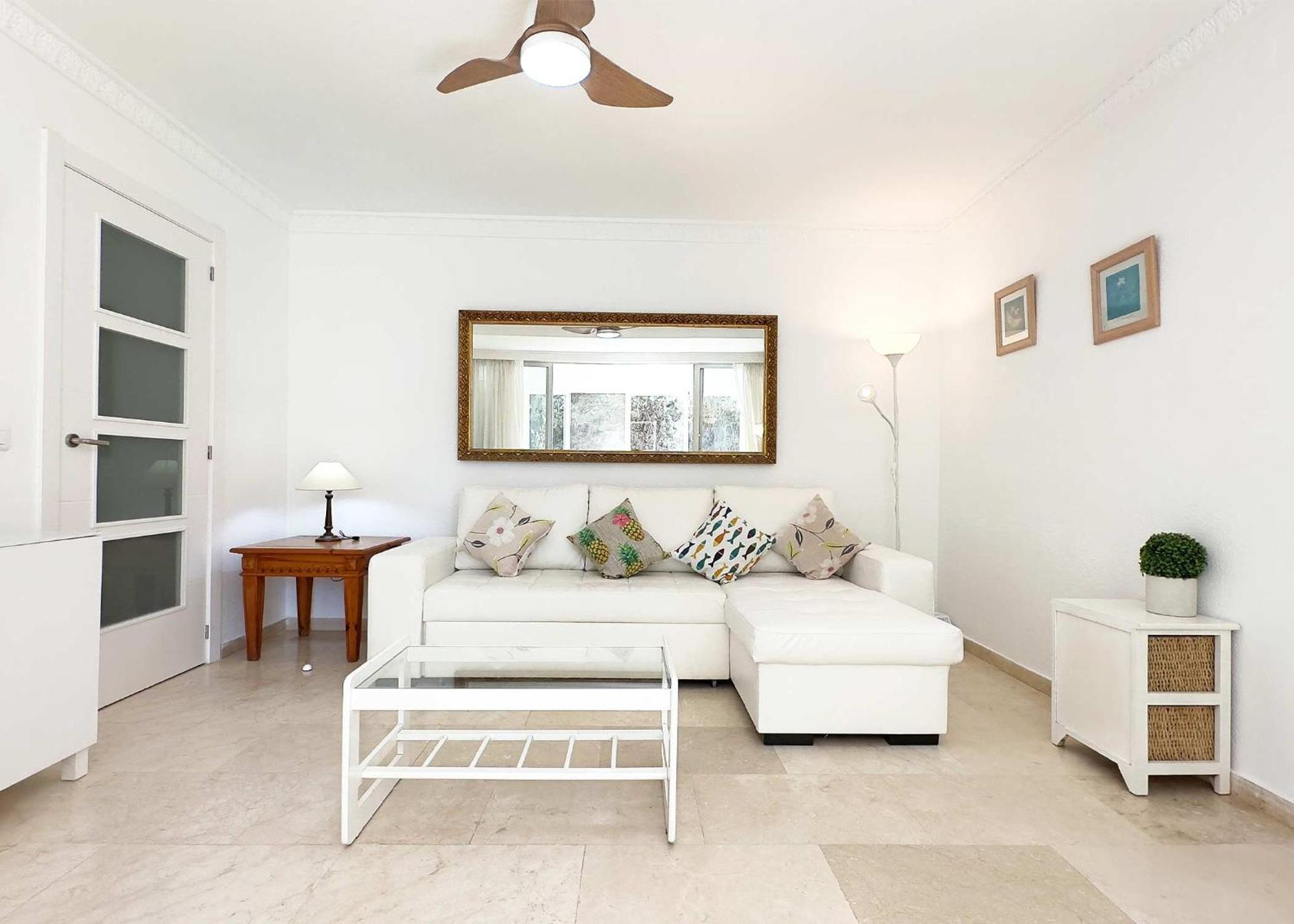 1 Bedroom Apartment Second Line Beach- Parque Marbella Building Εξωτερικό φωτογραφία