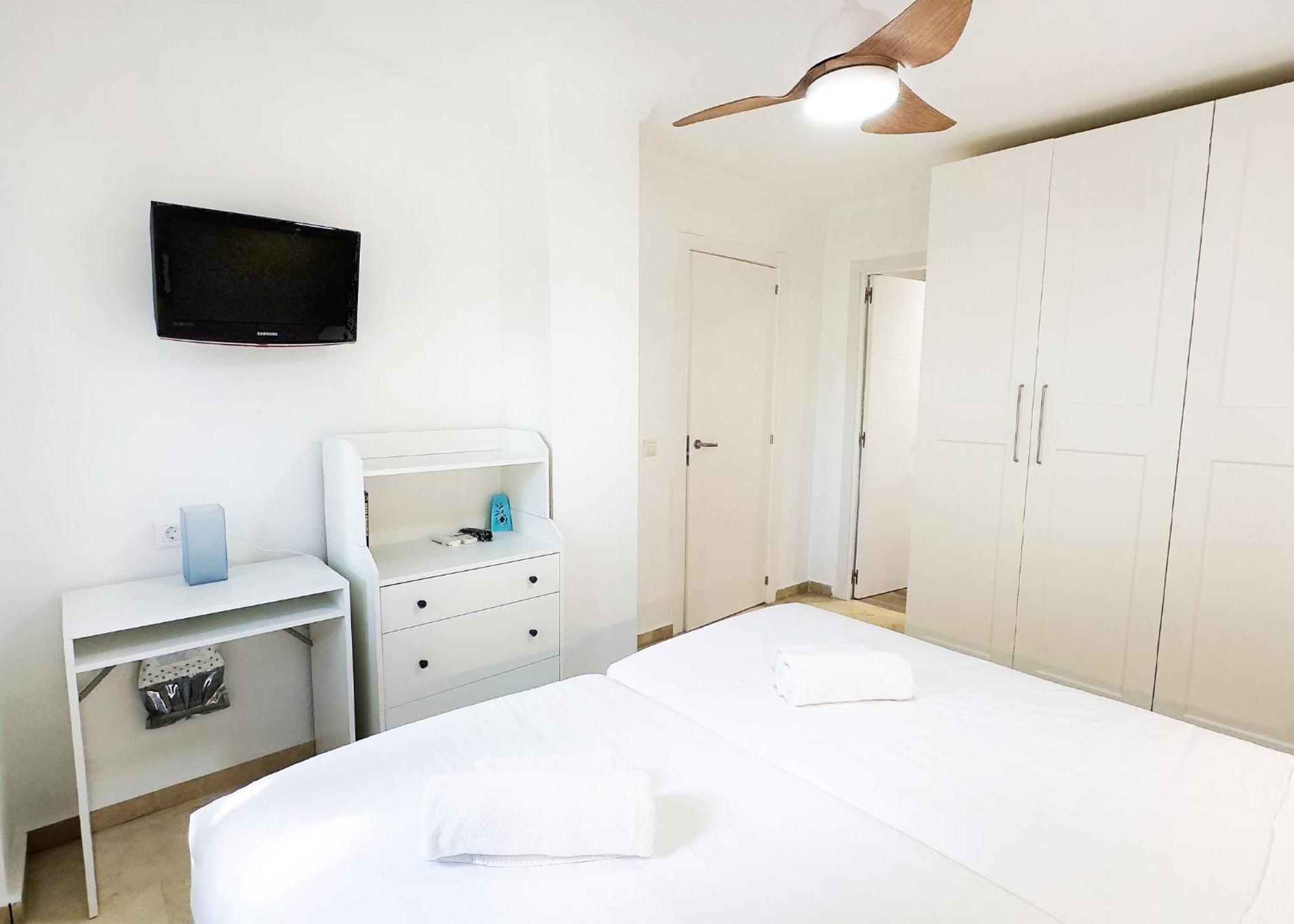 1 Bedroom Apartment Second Line Beach- Parque Marbella Building Εξωτερικό φωτογραφία